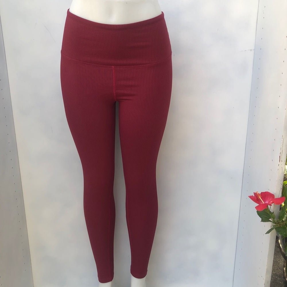 Carbon 38 Ruby Red Ribbed Regular Rise Leggings M - image 1